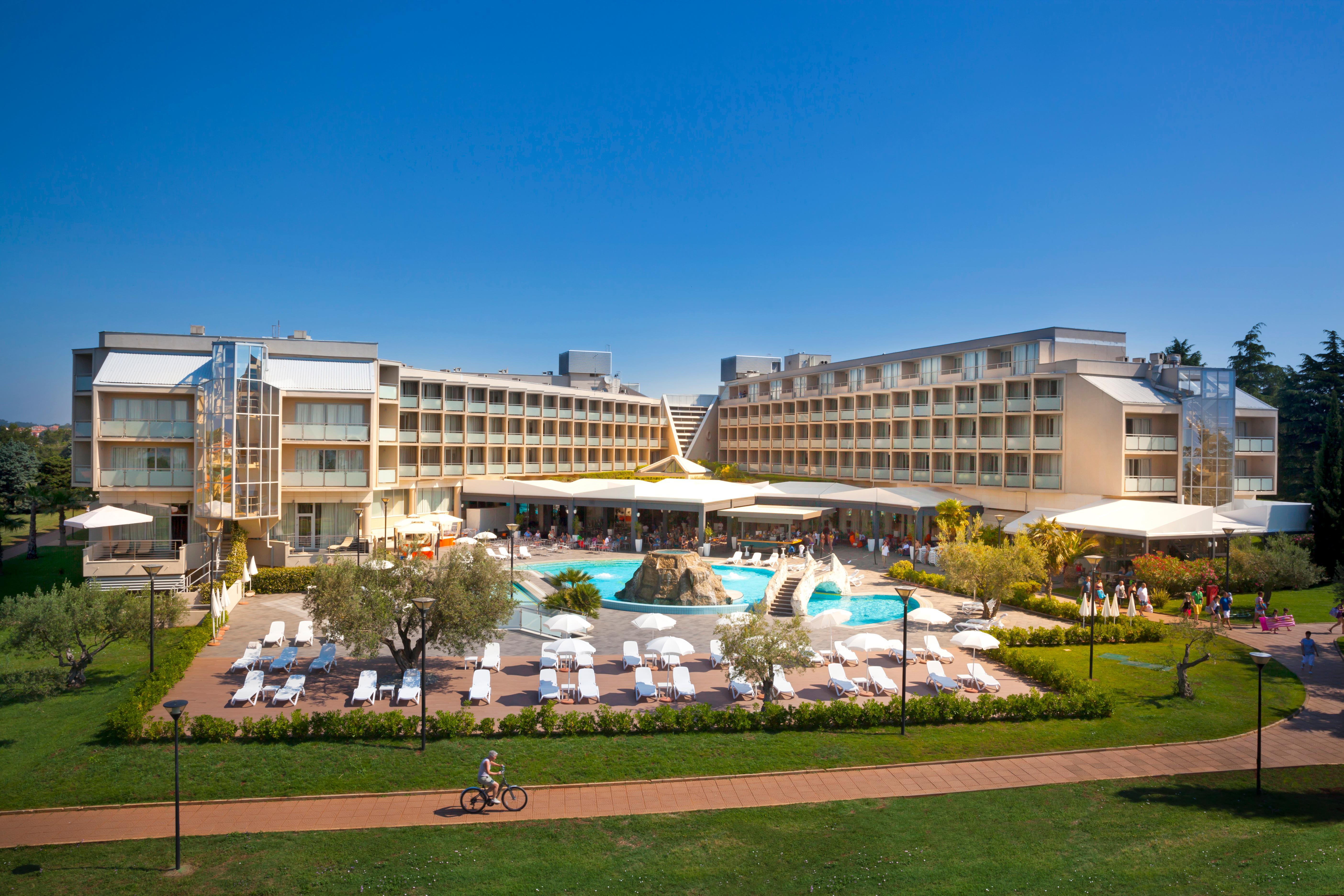 Aminess Vival Maestral Hotel Новиград Экстерьер фото
