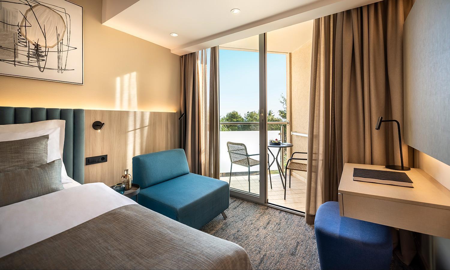 Aminess Vival Maestral Hotel Новиград Экстерьер фото